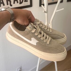 Stepney Workers Club Dellow Suede Sneaker